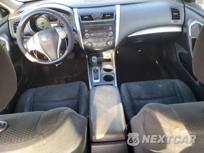 Zdjęcie 8 z 13 samochodu: 2015 NISSAN ALTIMA 2.5 S VIN:1N4AL3AP4FC245809 - miniatura