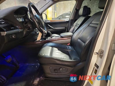 Zdjęcie 7 z 12 samochodu: 2010 BMW X5 XDRIVE30I VIN:5UXFE4C53AL385109 - miniatura
