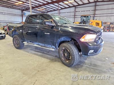 Czwarte zdjęcie samochodu z boku: 2012 DODGE RAM 1500 SPORT VIN:1C6RD7MTXCS272208 - miniatura