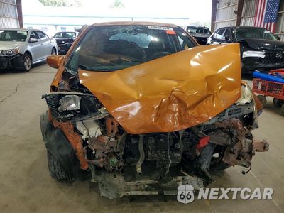 Piąte zdjęcie samochodu w środku: 2010 HONDA FIT SPORT VIN:JHMGE8H42AS006652 - miniatura