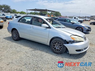Czwarte zdjęcie samochodu z boku: 2005 TOYOTA COROLLA LE VIN:1NXBR30E15Z430238 - miniatura