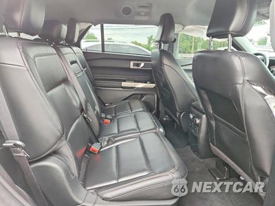 Zdjęcie 10 z 12 samochodu: 2021 FORD EXPLORER XLT VIN:1FMSK8DH8MGA67018 - miniatura