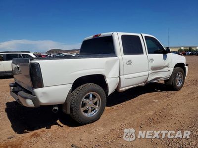Trzecie zdjęcie samochodu z tyłu: 2005 GMC SIERRA K1500 DENALI VIN:2GTEK63N651343661 - miniatura