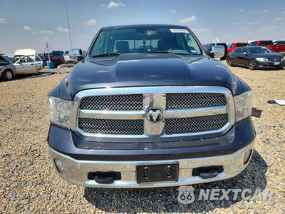 Piąte zdjęcie samochodu w środku: 2017 RAM 1500 SLT VIN:1C6RR6LT4HS825522 - miniatura
