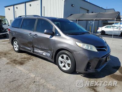 Czwarte zdjęcie samochodu z boku: 2020 TOYOTA SIENNA LE VIN:5TDKZ3DC9LS050269 - miniatura