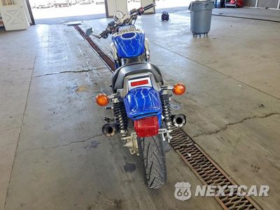 Czwarte zdjęcie samochodu z boku: 1996 YAMAHA VMX12 VIN:JYA2WEE04TA055526 - miniatura