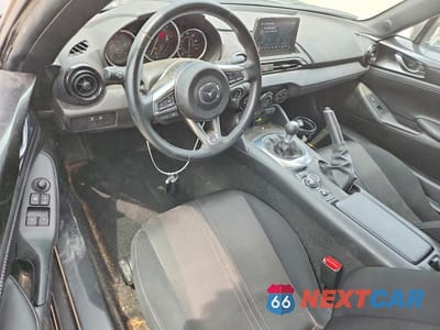 Zdjęcie 8 z 12 samochodu: 2023 MAZDA MX-5 MIATA CLUB VIN:JM1NDAC72P0553056 - miniatura