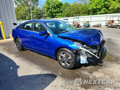 Czwarte zdjęcie samochodu z boku: 2023 HYUNDAI ELANTRA SEL VIN:5NPLM4AG1PH104191 - miniatura