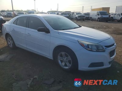 Czwarte zdjęcie samochodu z boku: 2015 CHEVROLET MALIBU LS VIN:1G11B5SL5FF186166 - miniatura