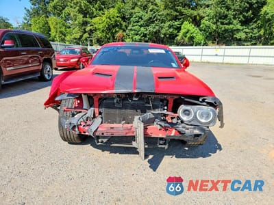 Piąte zdjęcie samochodu w środku: 2016 DODGE CHALLENGER SXT VIN:2C3CDZAG2GH326183 - miniatura