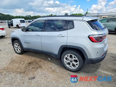 Drugie zdjęcie samochodu z przodu: 2025 JEEP COMPASS LATITUDE VIN:3C4NJDBN0ST503665 - miniatura