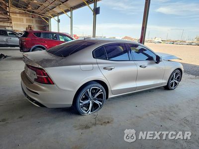 Trzecie zdjęcie samochodu z tyłu: 2024 VOLVO S60 CORE VIN:7JRL12TK1RG315740 - miniatura