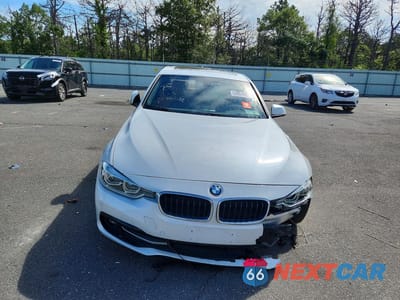Piąte zdjęcie samochodu w środku: 2016 BMW 3ER 340 XI VIN:WBA8B7G53GNT95583 - miniatura