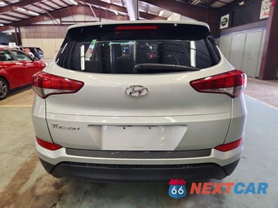 Zdjęcie 6 z 13 samochodu: 2016 HYUNDAI TUCSON SE VIN:KM8J23A49GU161463 - miniatura