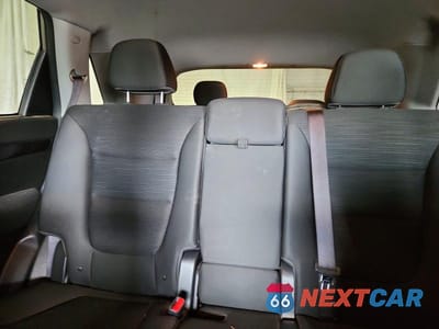 Zdjęcie 10 z 13 samochodu: 2015 KIA SORENTO LX VIN:5XYKTDA67FG569747 - miniatura