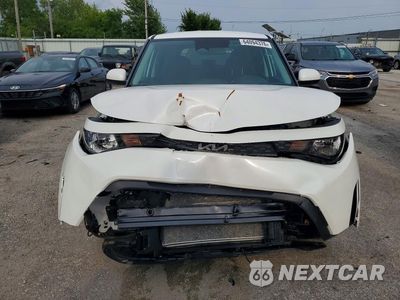 Piąte zdjęcie samochodu w środku: 2025 KIA SOUL LX VIN:KNDJ23AU8S7956709 - miniatura
