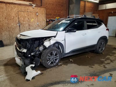 2021 KIA SELTOS S KNDEUCAA4M7177280 - główne zdjęcie licytacji z USA - miniatura