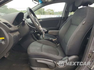 Zdjęcie 7 z 12 samochodu: 2015 HYUNDAI ACCENT GS VIN:KMHCT5AE1FU230297 - miniatura