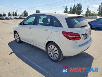 Drugie zdjęcie samochodu z przodu: 2016 MERCEDES-BENZ B 250E VIN:WDDVP9AB7GJ010346 - miniatura