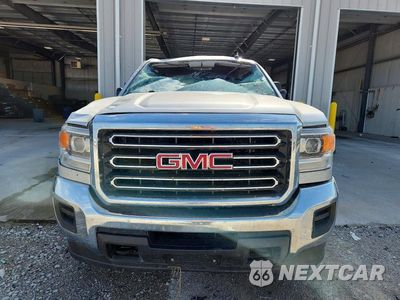 Piąte zdjęcie samochodu w środku: 2017 GMC SIERRA K2500 HEAVY DUTY VIN:1GT22REG4HZ405069 - miniatura