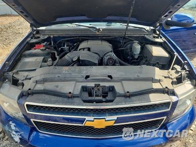 Zdjęcie 12 z 13 samochodu: 2012 CHEVROLET SUBURBAN K1500 LT VIN:1GNSKJE74CR297229 - miniatura