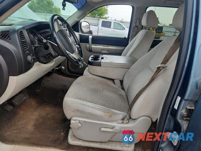 Zdjęcie 7 z 13 samochodu: 2008 CHEVROLET SILVERADO K1500 VIN:3GCEK13368G183245 - miniatura