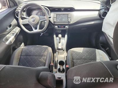 Zdjęcie 8 z 13 samochodu: 2019 NISSAN KICKS SV VIN:3N1CP5CUXKL503757 - miniatura
