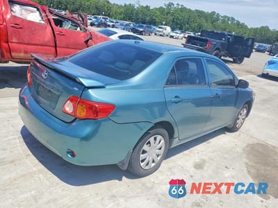 Trzecie zdjęcie samochodu z tyłu: 2010 TOYOTA COROLLA LE VIN:2T1BU4EE0AC387679 - miniatura