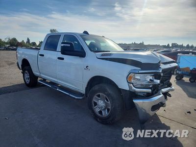 Czwarte zdjęcie samochodu z boku: 2024 RAM 2500 TRADESMAN VIN:3C6UR5CL4RG365713 - miniatura