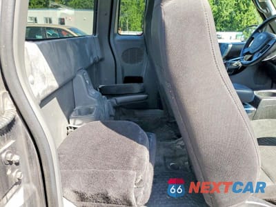 Zdjęcie 10 z 12 samochodu: 2004 FORD RANGER SUPER CAB VIN:1FTYR44U14PA49234 - miniatura
