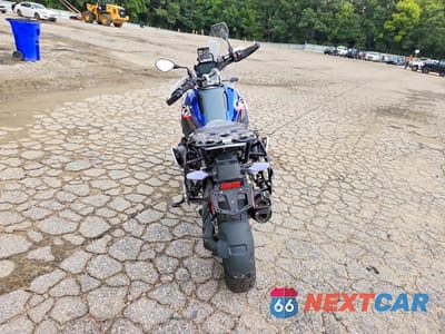 Czwarte zdjęcie samochodu z boku: 2024 BMW R 1300 GS VIN:WB10M2306R6J07394 - miniatura