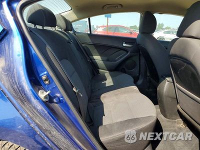 Zdjęcie 10 z 12 samochodu: 2018 KIA FORTE LX VIN:3KPFL4A7XJE196980 - miniatura