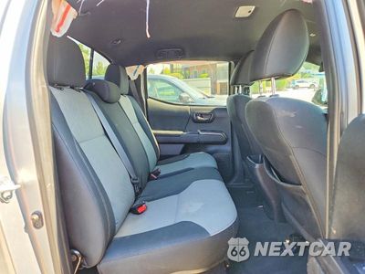 Zdjęcie 10 z 12 samochodu: 2022 TOYOTA TACOMA TRD OFF-ROAD VIN:3TYCZ5AN3NT076623 - miniatura