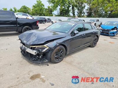 2025 KIA K5 LXS KNAG24J75S5346737 - główne zdjęcie licytacji z USA - miniatura