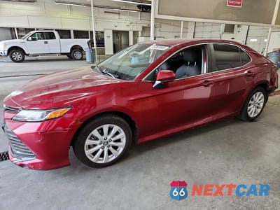 2019 TOYOTA CAMRY LE 4T1B11HK0KU757487 - główne zdjęcie licytacji z USA - miniatura