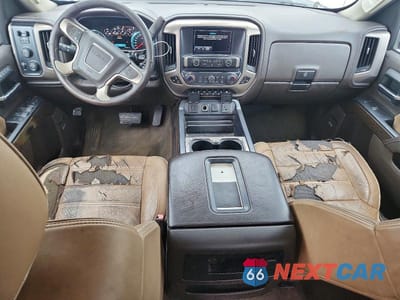Zdjęcie 8 z 13 samochodu: 2017 GMC SIERRA K2500 DENALI VIN:1GT12UEY9HF247952 - miniatura