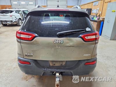 Zdjęcie 6 z 13 samochodu: 2017 JEEP CHEROKEE VIN:1C4PJMCS5HW564719 - miniatura