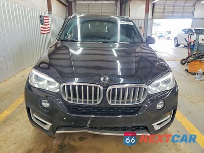 Piąte zdjęcie samochodu w środku: 2017 BMW X5 XDRIVE35I VIN:5UXKR0C33H0X80204 - miniatura