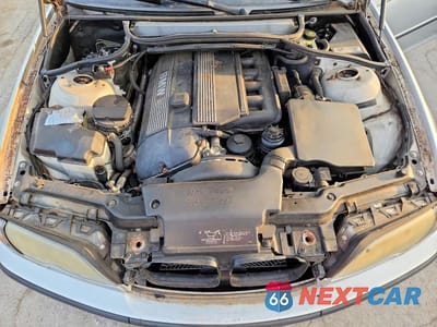 Zdjęcie 11 z 12 samochodu: 2003 BMW 325 XI VIN:WBAEU33453PM54926 - miniatura
