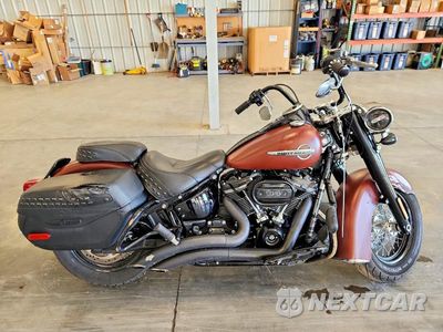 2018 HARLEY-DAVIDSON FLHCS HERITAGE CLASSIC 114 1HD1YBK16JC020668 - główne zdjęcie licytacji z USA - miniatura