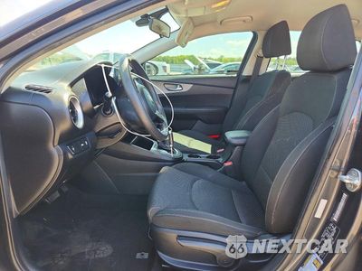 Zdjęcie 7 z 12 samochodu: 2019 KIA FORTE LXS VIN:3KPF24AD5KE119718 - miniatura