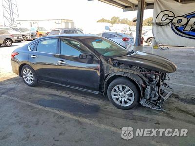 Czwarte zdjęcie samochodu z boku: 2016 NISSAN ALTIMA 2.5 S VIN:1N4AL3AP1GC167555 - miniatura