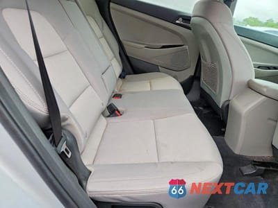 Zdjęcie 11 z 13 samochodu: 2018 HYUNDAI TUCSON SEL VIN:KM8J33A46JU707382 - miniatura