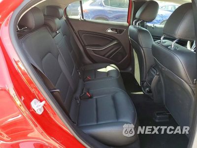 Zdjęcie 11 z 13 samochodu: 2015 MERCEDES-BENZ GLA 250 VIN:WDCTG4EB0FJ134434 - miniatura