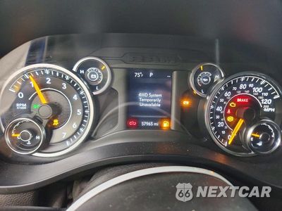 Zdjęcie 9 z 12 samochodu: 2019 RAM 1500 TRADESMAN VIN:1C6SRFGT9KN615371 - miniatura