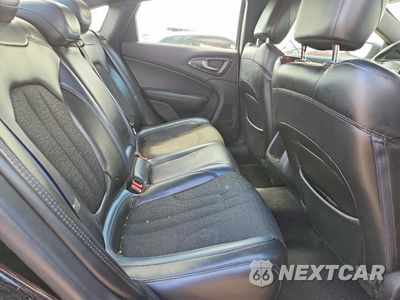 Zdjęcie 10 z 12 samochodu: 2016 CHRYSLER 200 S VIN:1C3CCCBB7GN123834 - miniatura
