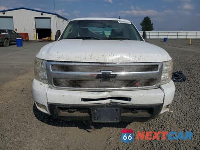 Piąte zdjęcie samochodu w środku: 2009 CHEVROLET SILVERADO K1500 VIN:3GCEK13359G143711 - miniatura
