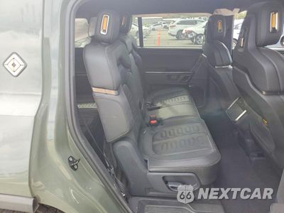 Zdjęcie 11 z 13 samochodu: 2022 RIVIAN R1S LAUNCH EDITION VIN:7PDSGABL0NN000990 - miniatura