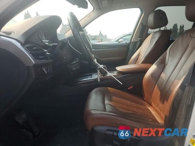 Zdjęcie 7 z 14 samochodu: 2015 BMW X5 XDRIVE35I VIN:5UXKR0C50F0K52151 - miniatura