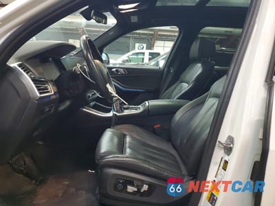 Zdjęcie 7 z 13 samochodu: 2022 BMW X5 XDRIVE45E VIN:5UXTA6C02N9M26931 - miniatura